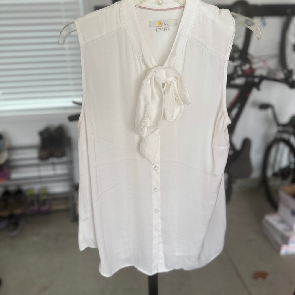 Boden Ivory Sleeveless Blouse with Bow Detail
